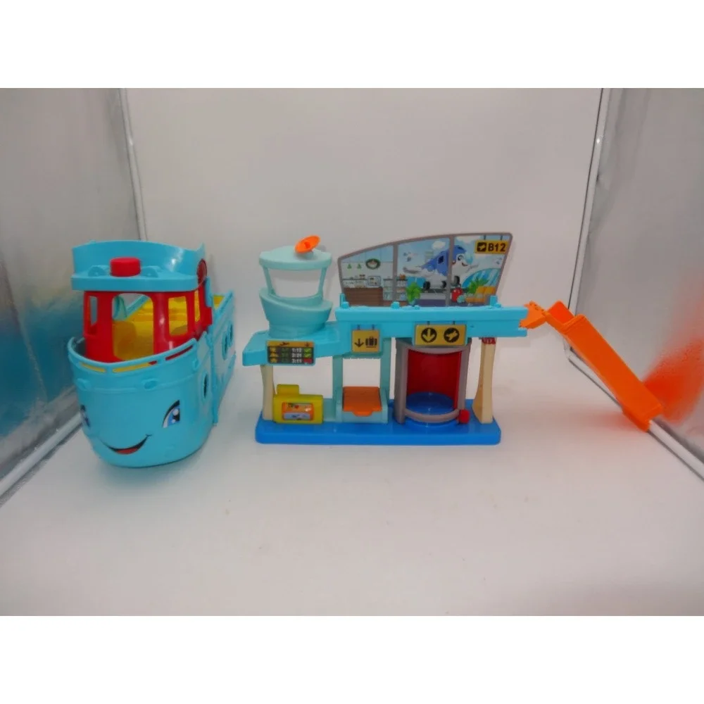 Fisher-Price‎ Little People Everyday Adventures Airport & Travel Friend Ship Set